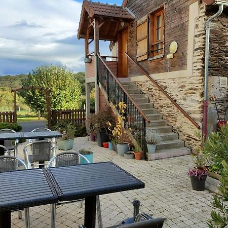 Auberge Des Colettes Coutansouze Exterior foto